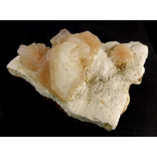 Peach Heulandite