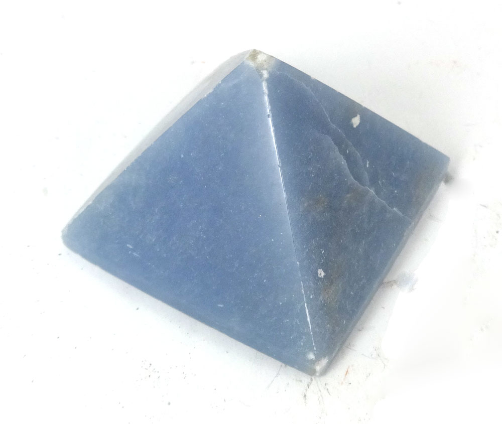 Angelite Pyramid 26mm